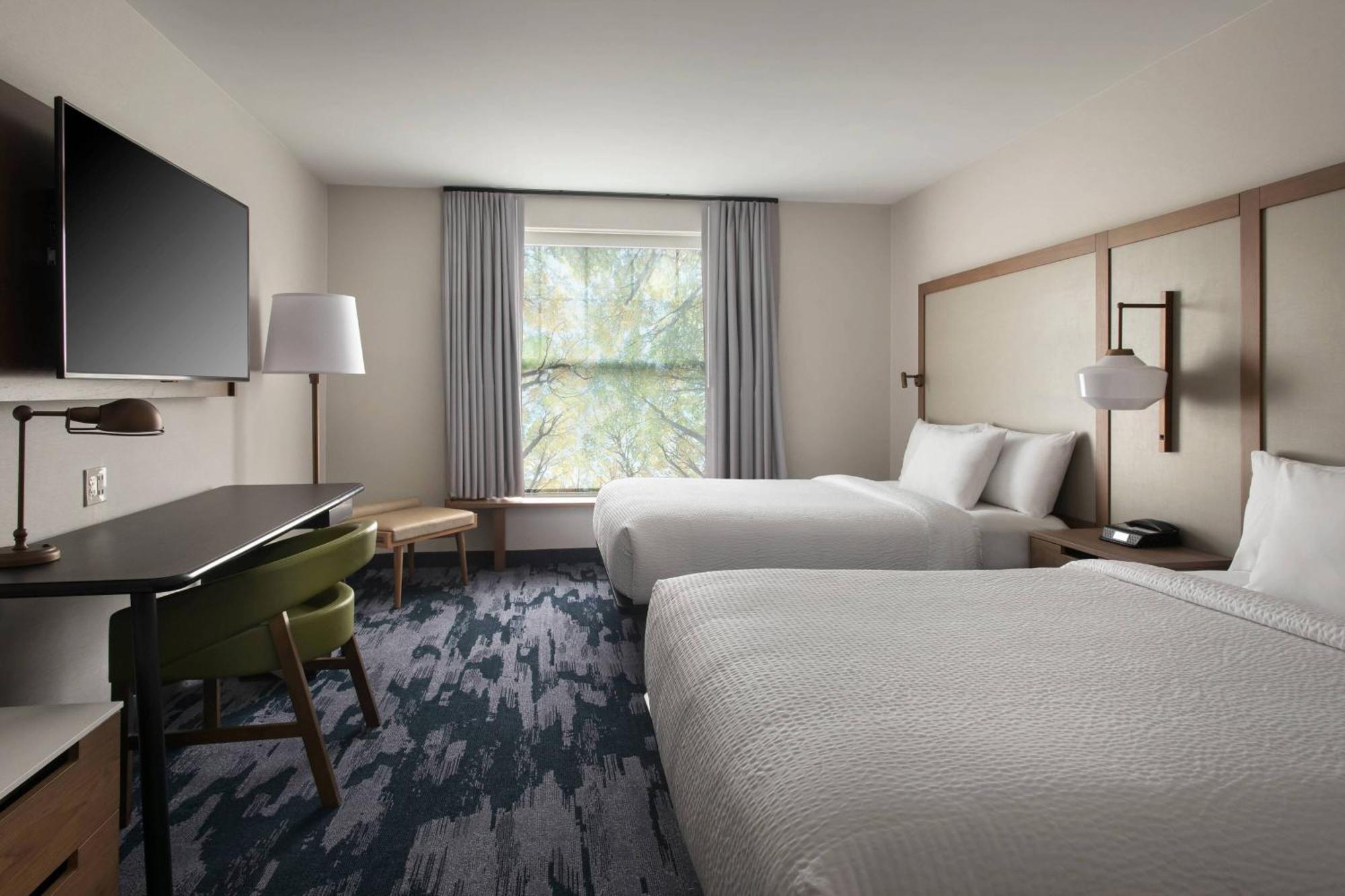Fairfield & By Marriott